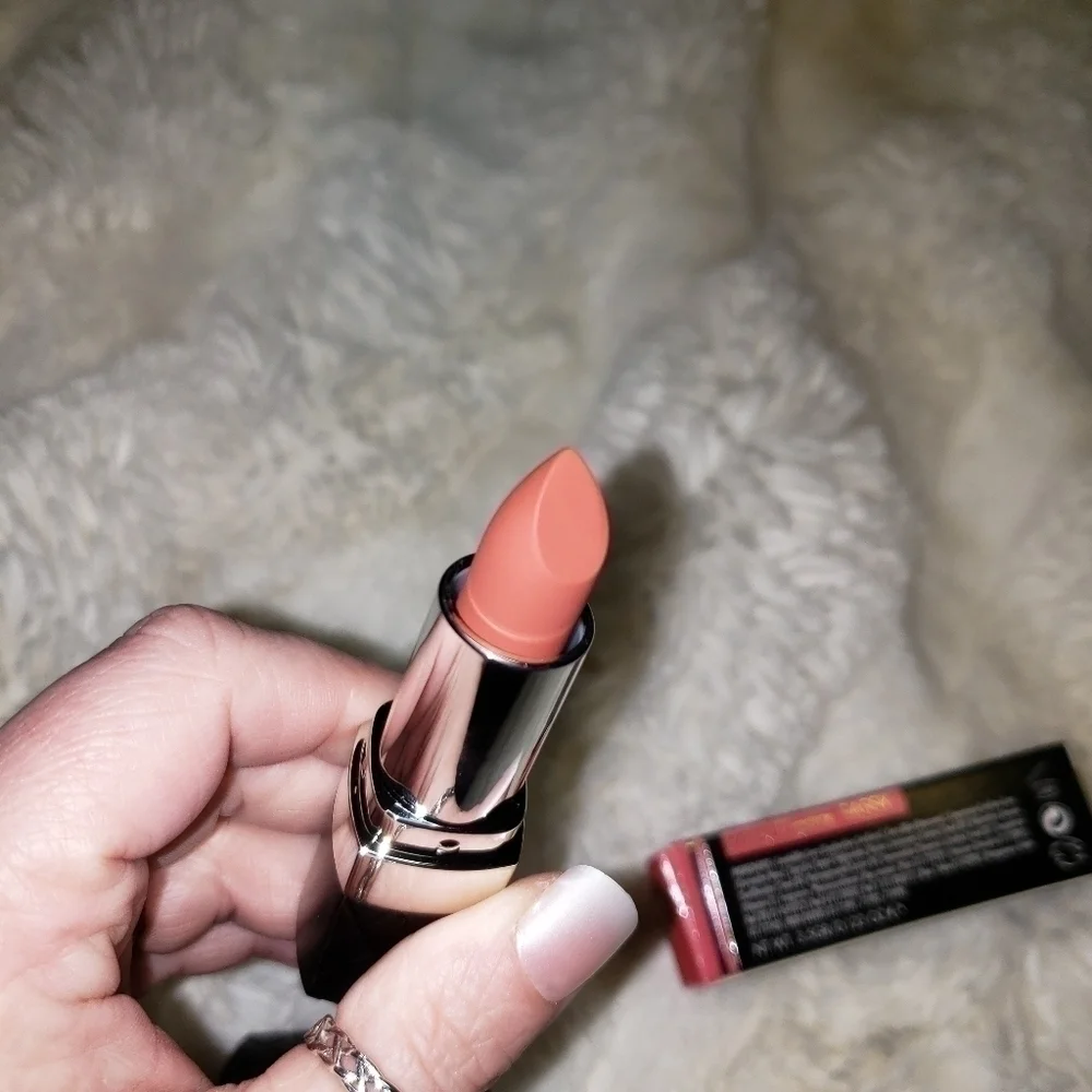 Nib Bella Pierre Cosmetics Sassy Lipstick